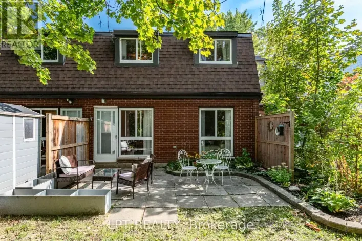 7J - 2080 OGILVIE ROAD, Ottawa