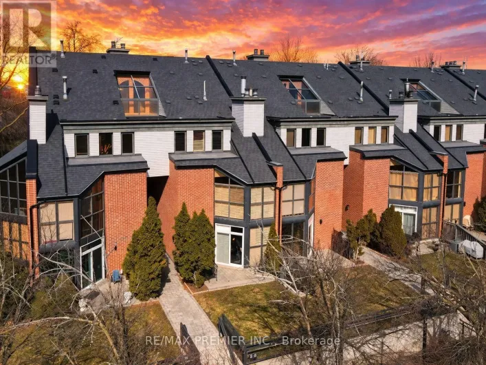 8 - 100 ARBORS LANE, Vaughan