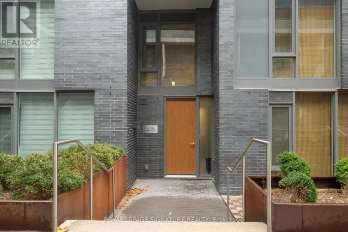 8 - 106 VARNA DRIVE, Toronto