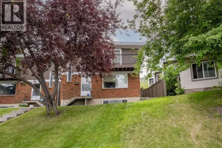 8, 111 Huntington Park Green NW, Calgary