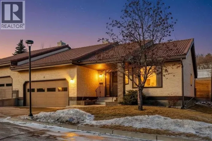 8, 118 Strathcona Road SW, Calgary