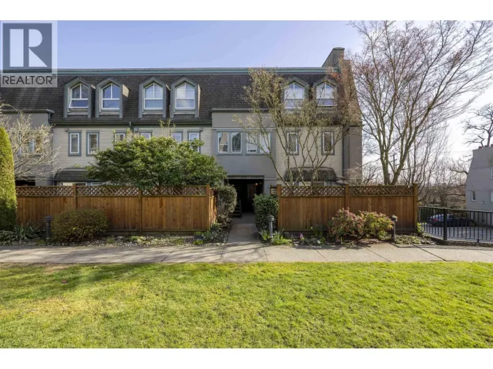8 1215 BRUNETTE AVENUE, Coquitlam