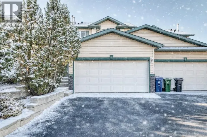 8, 122 Bow Ridge Crescent, Cochrane