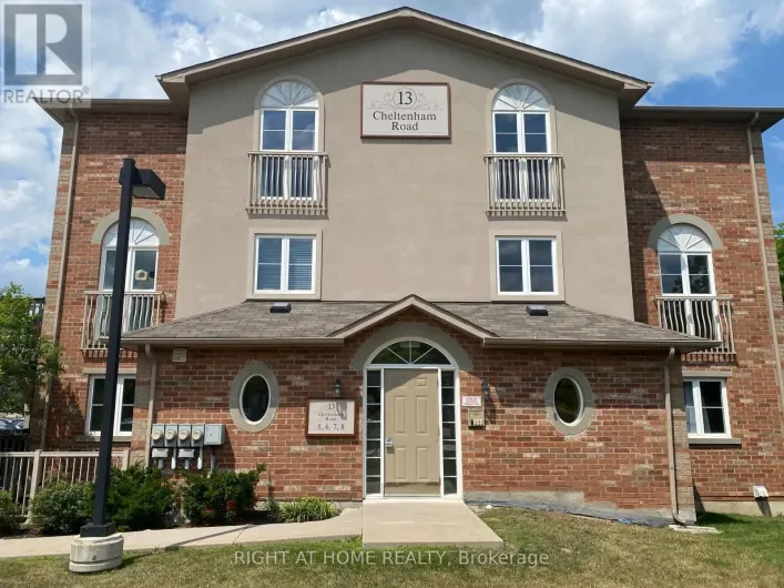 8 - 13 CHELTENHAM ROAD, Barrie
