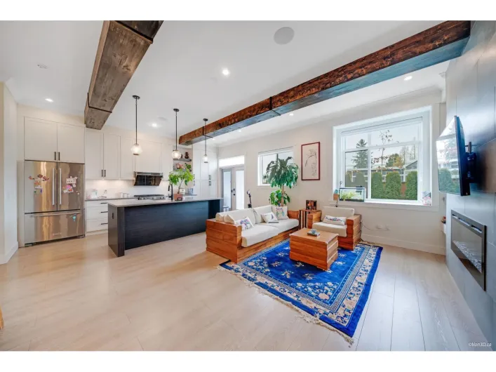 8 1454 162B STREET, Surrey