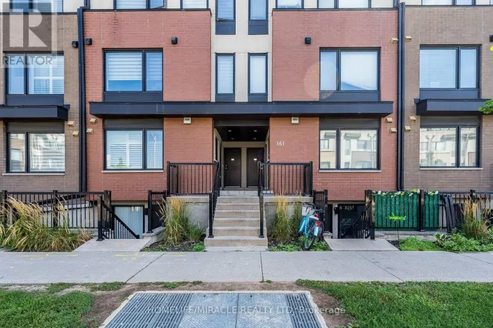 8 - 161 WILLIAM DUNCAN ROAD, Toronto