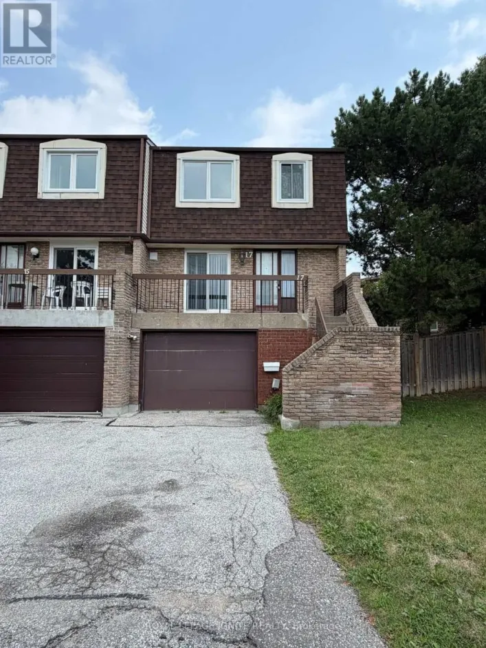 8 - 17 SANDHURST CIRCLE, Toronto