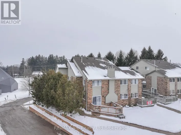 8 - 19 WREN COURT, Tillsonburg