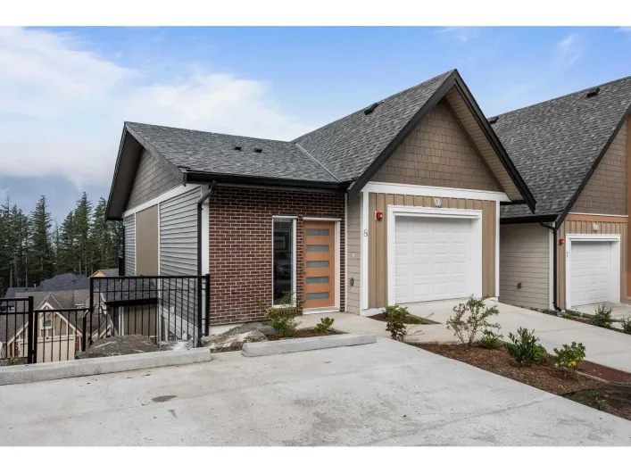 8 1928 WOODSIDE BOULEVARD|Mt Woodside, Agassiz