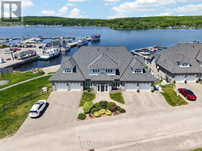 8 - 2 BECK BOULEVARD, Penetanguishene
