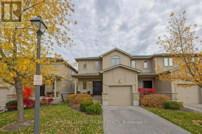 8 - 2089 BEAVERBROOK AVENUE, London North