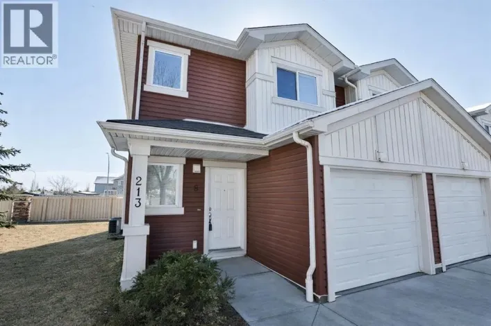 8, 213 Silkstone Road W, Lethbridge