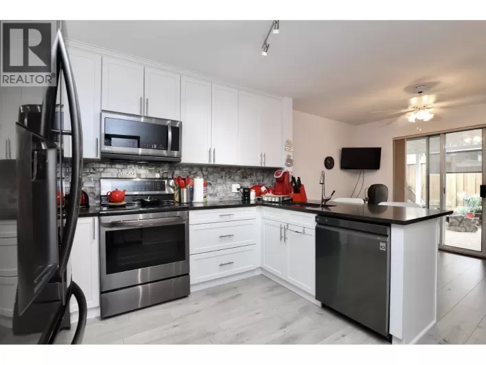 8 22308 124 AVENUE, Maple Ridge