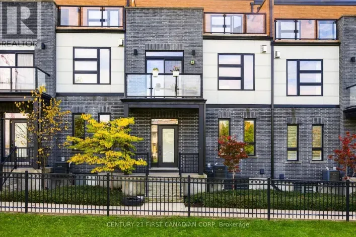8 - 231 CALLAWAY ROAD, London North