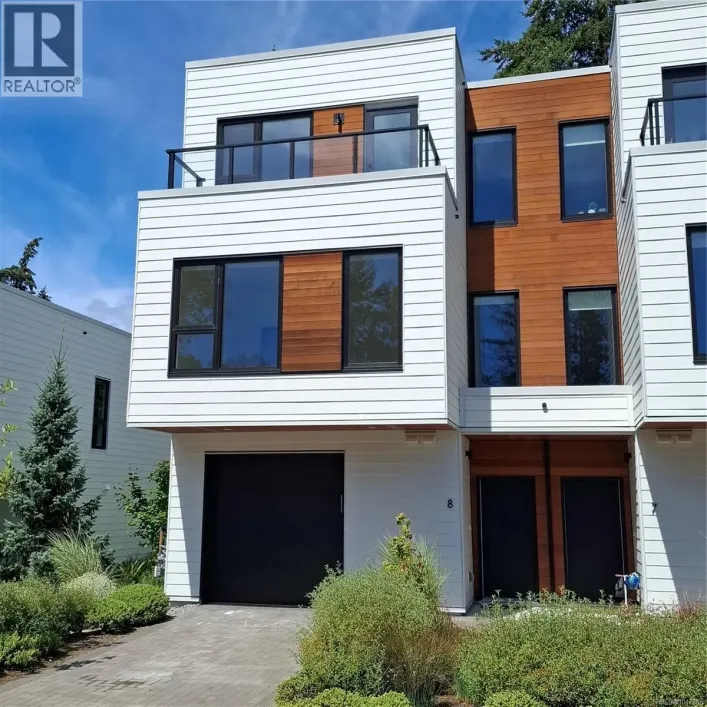 8 2330 Sooke Rd, Colwood