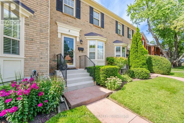 8 - 2390 WOODWARD AVENUE, Burlington
