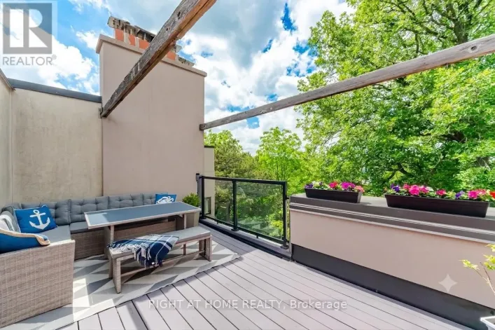 8 - 24 REID DRIVE, Mississauga