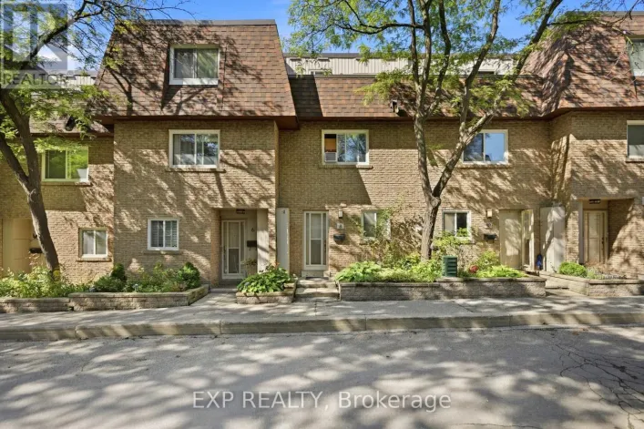 8 - 275 MANSE ROAD, Toronto