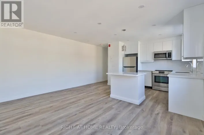 8 - 2841 KEELE STREET, Toronto