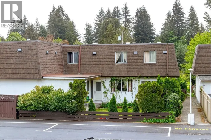 8 3208 Gibbins Rd, Duncan