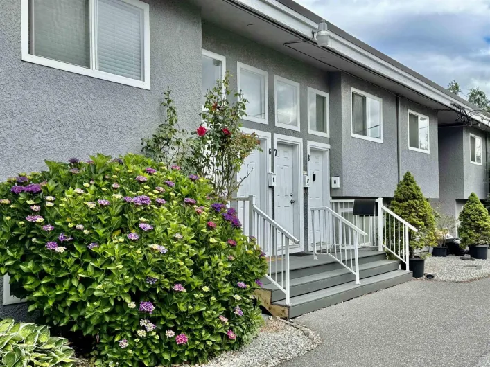 8 33900 MAYFAIR AVENUE, Abbotsford