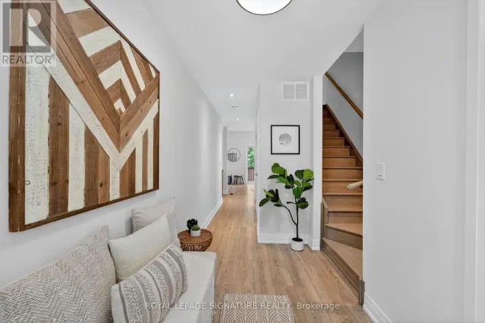 8 - 393 MANITOBA STREET, Bracebridge