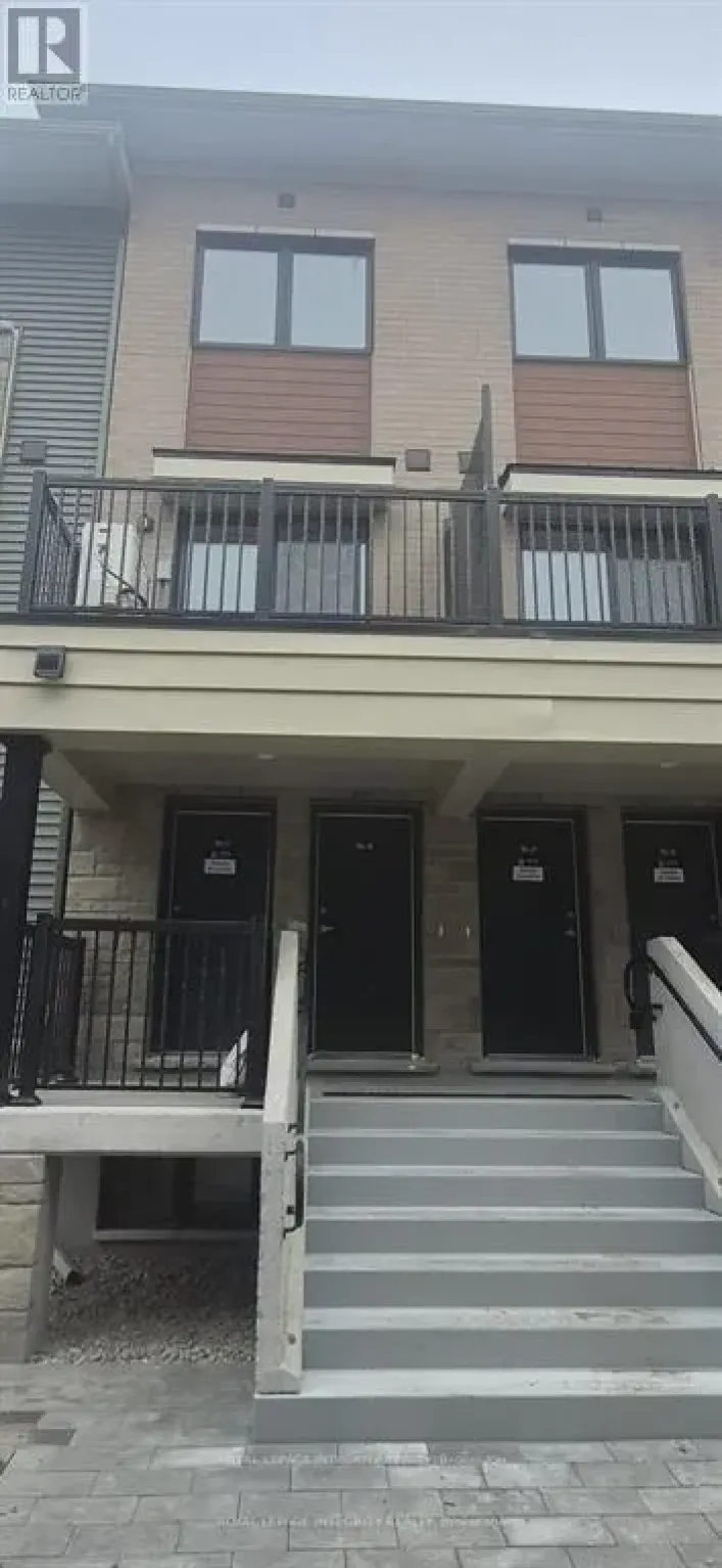 8 - 401 GLENROY GILBERT DRIVE, Ottawa