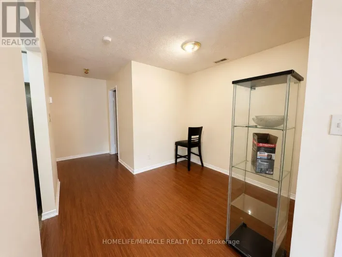 8 - 565 KENNEDY ROAD, Toronto