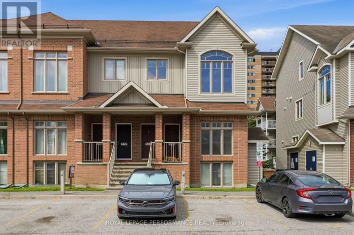 8 - 568 REARDON PRIVATE, Ottawa