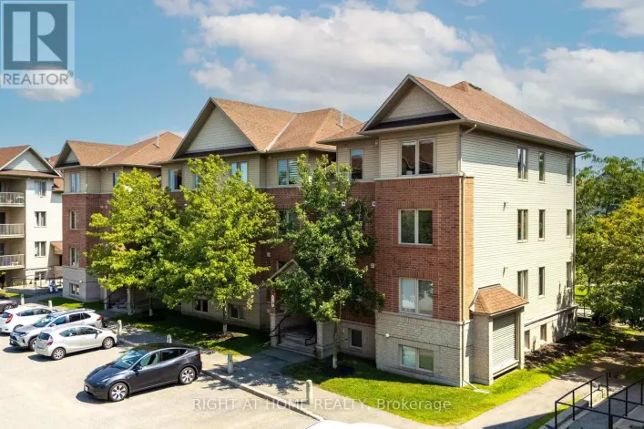 8 - 585 STONEFIELD PRIVATE, Ottawa