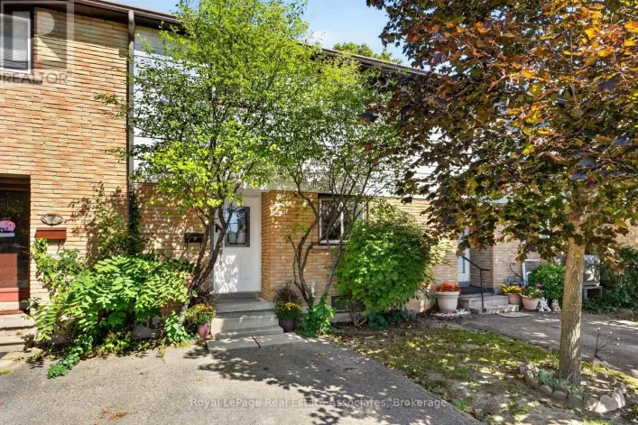 8 - 59 MAPLE AVENUE, Halton Hills