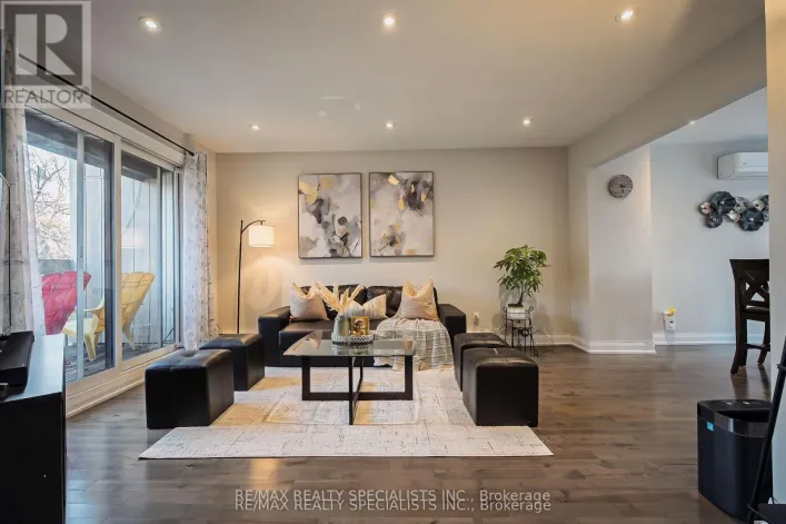 8 - 6780 FORMENTERA AVENUE, Mississauga