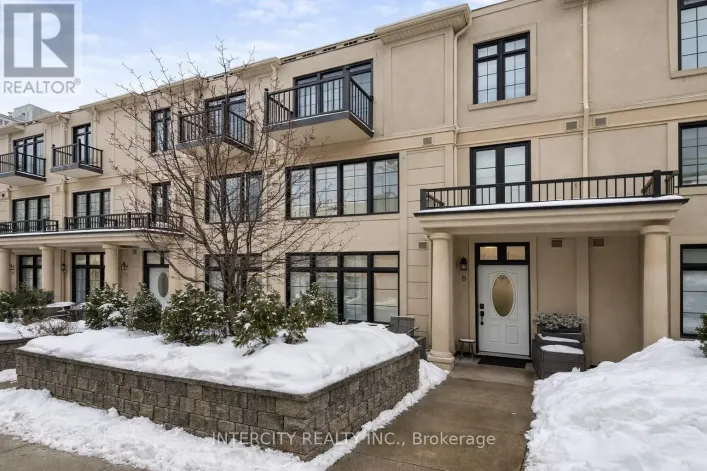 8 - 7 BRIGHTON PLACE, Vaughan