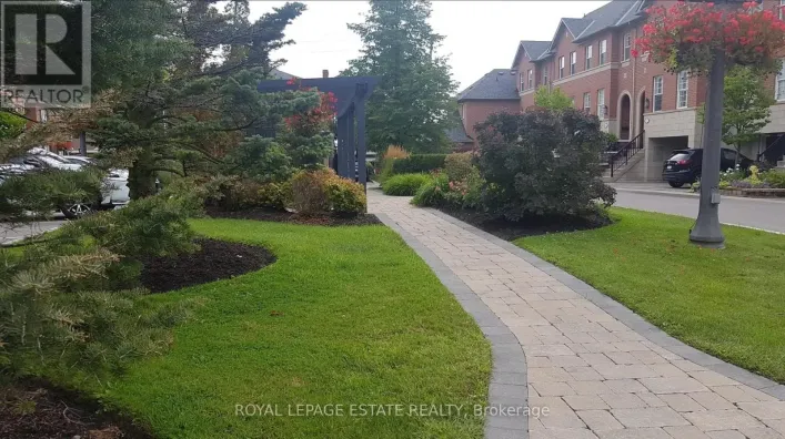 8 - 8038 YONGE STREET, Vaughan