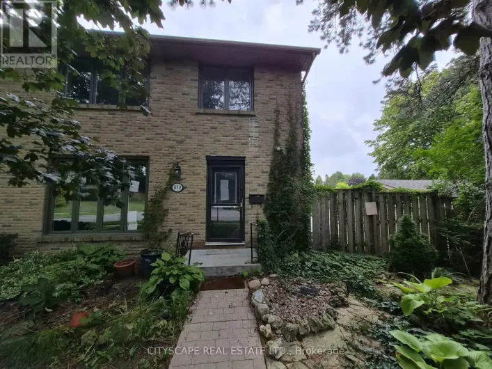 8 - 850 BERKSHIRE DRIVE, London South