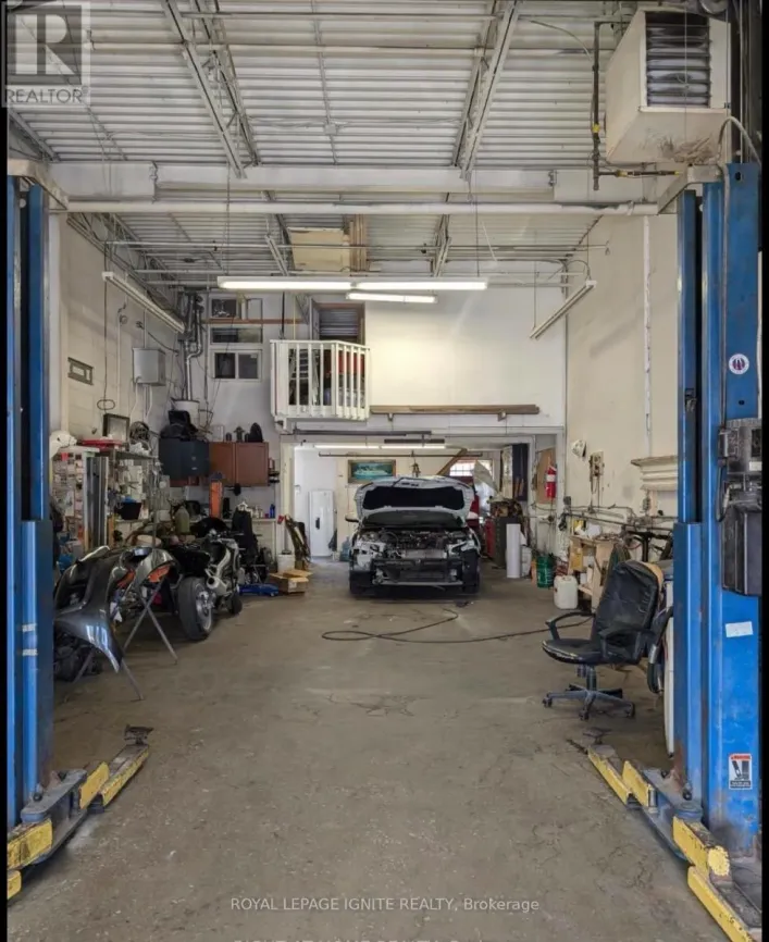 8 - 86 MELFORD DRIVE, Toronto