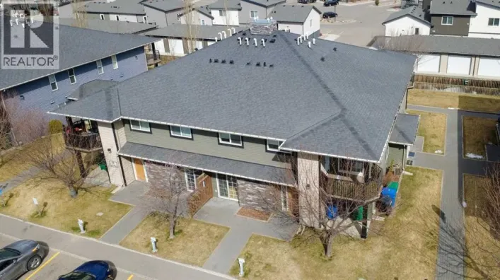 8, 895 Mount Sundance Manor W, Lethbridge