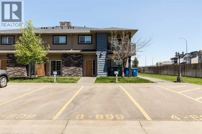 8, 899 Mt Sundance Manor W, Lethbridge
