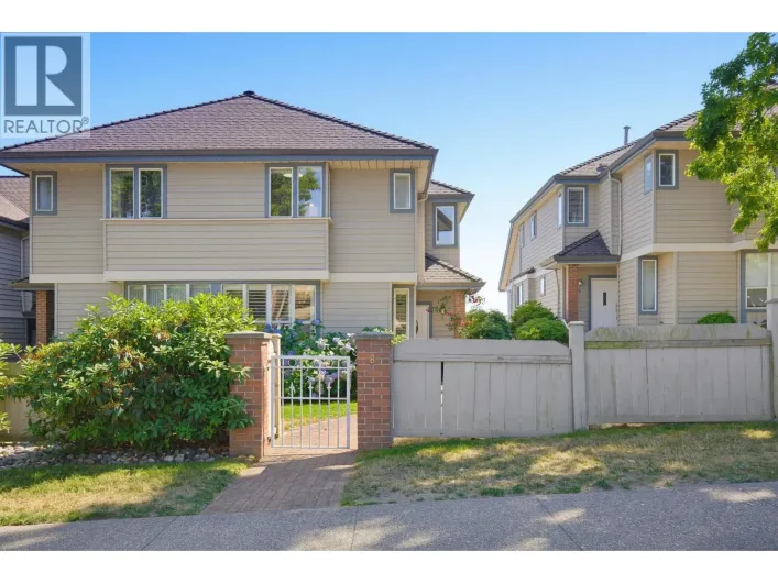 8 920 CITADEL DRIVE, Port Coquitlam