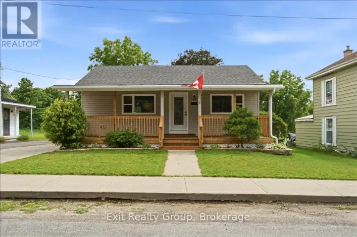 House for sale: 8 ALBERT STREET, Prince Edward County