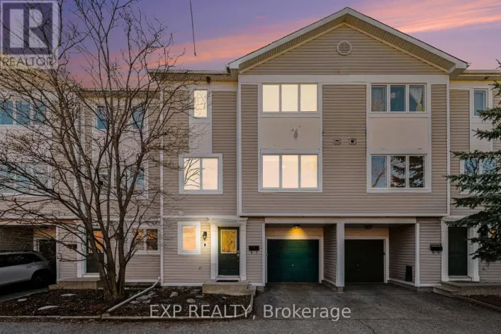 8 BARNABY PRIVATE, Ottawa
