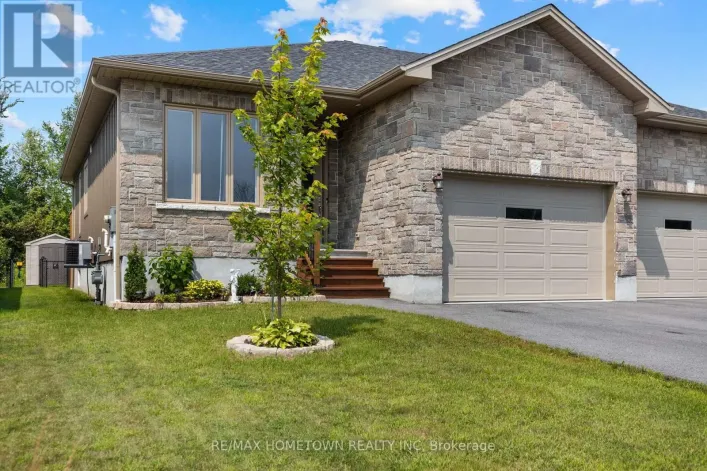 8 BILLINGS AVENUE W, South Dundas