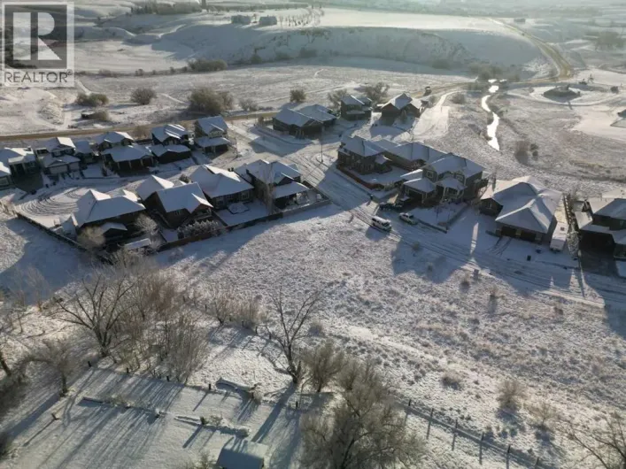 8 Canyon Creek Drive SW, Medicine Hat