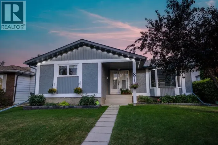 8 Caswell Close, Red Deer