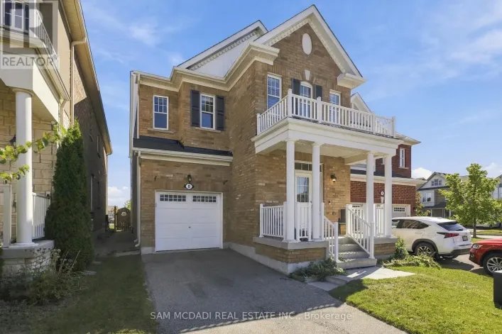 8 CELANO DRIVE, Hamilton