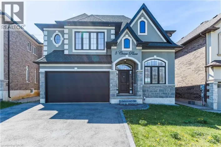8 CESAR Place, Ancaster