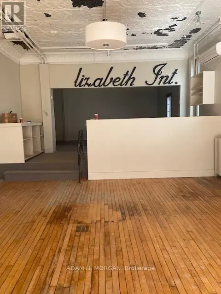 8 CHAMBERS STREET, Smiths Falls