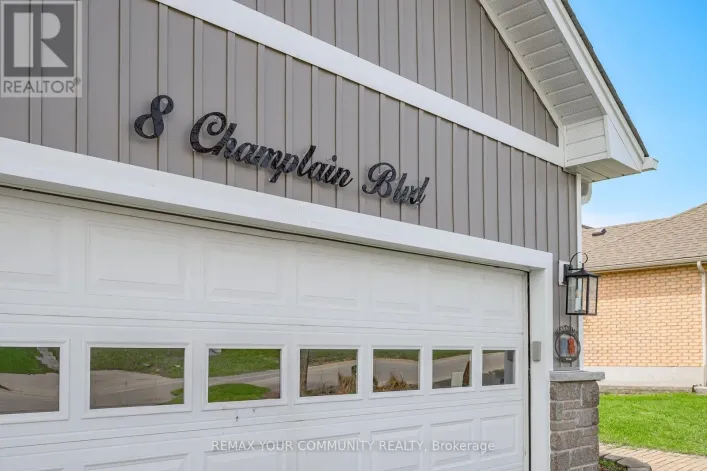 8 CHAMPLAIN BOULEVARD, Kawartha Lakes