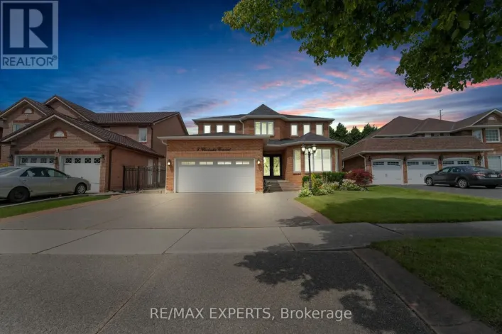 8 CHICKADEE CRESCENT, Brampton