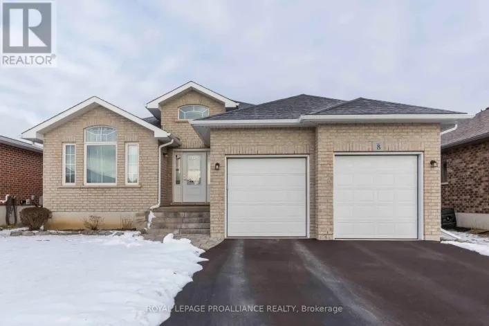 8 CREWS CRESCENT, Quinte West